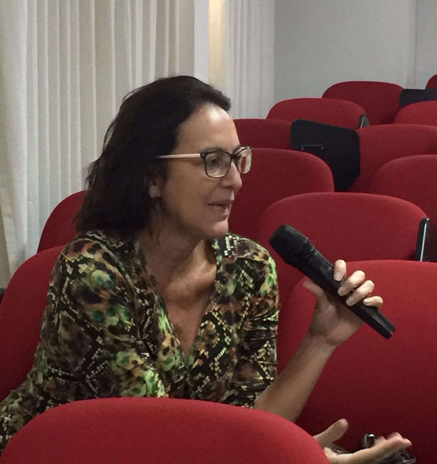 Conselheira Maria Florsia falando sobre o processo das regulamentaes das ZPAs de Natal